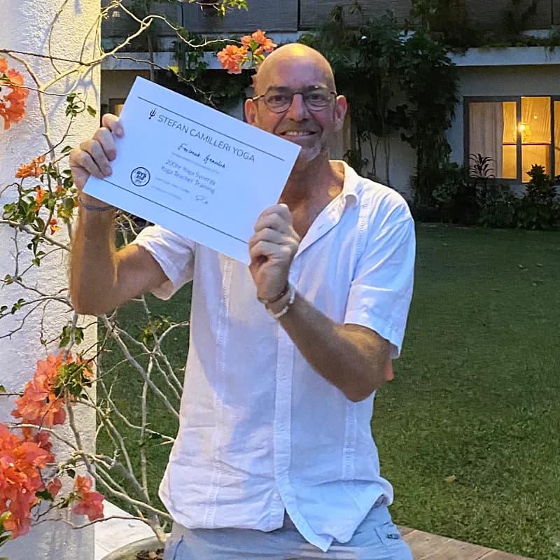 Portrait de Frédérick Graulich, professeur Yoga Synergy